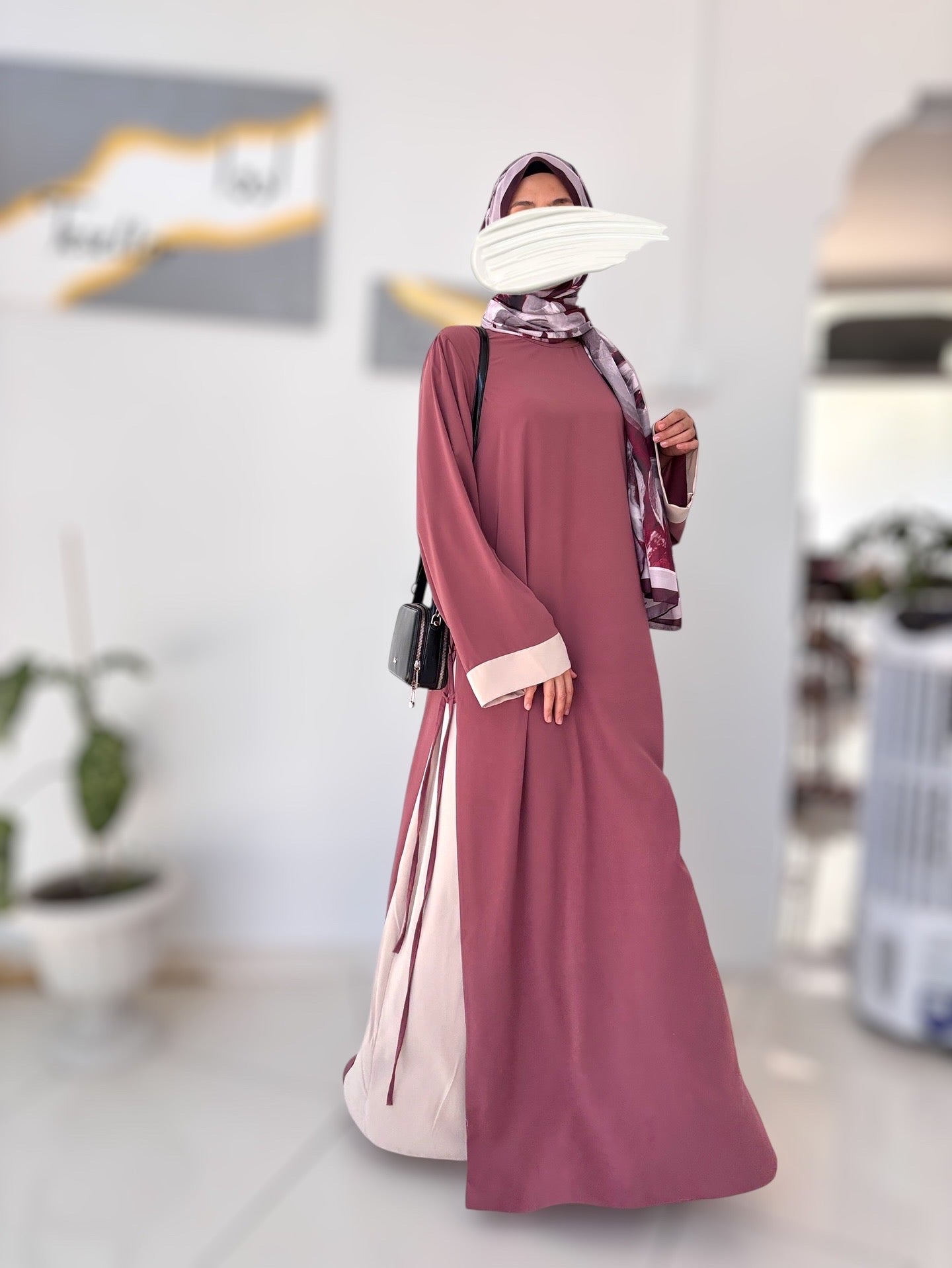Zarif İkili Set Abaya – İthal Medine İpeği￼