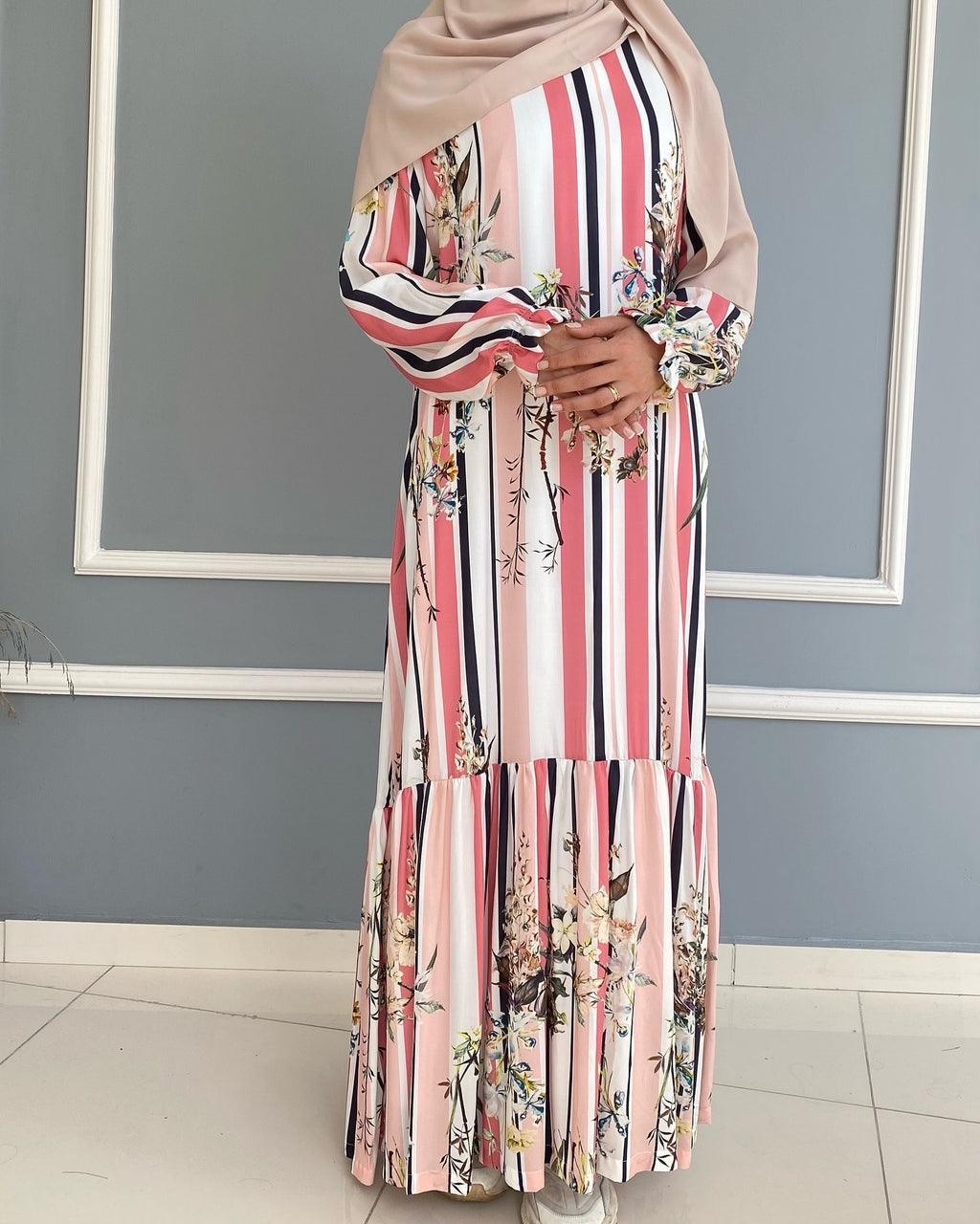 Viskon fırfırlı elbise