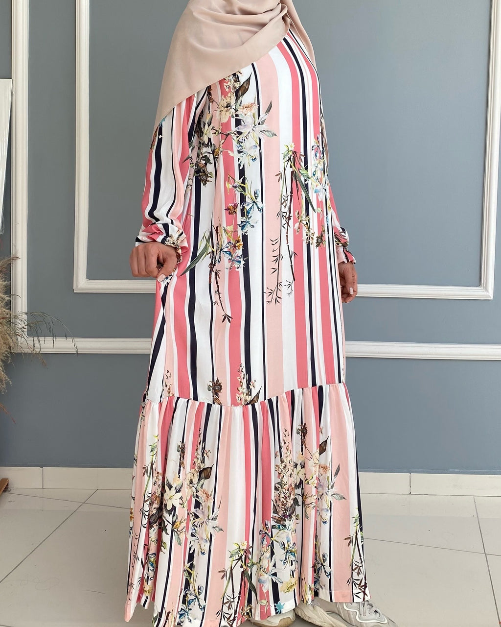 Viskon fırfırlı elbise